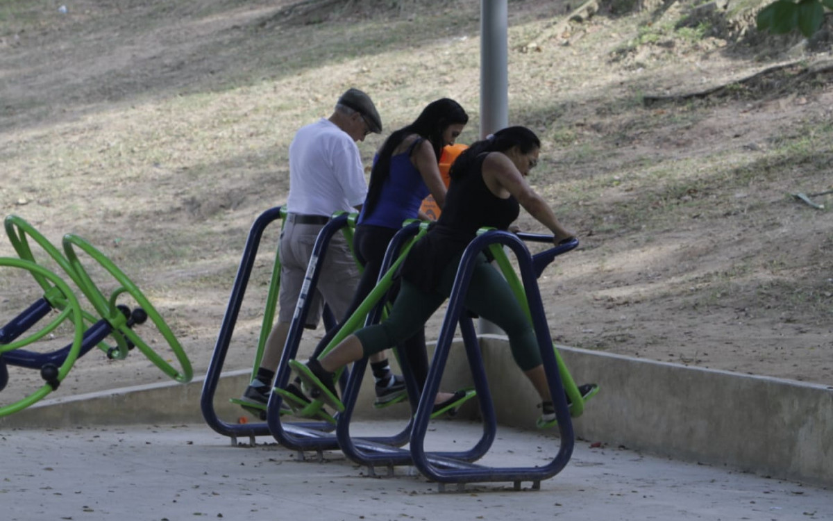 Alguns optaram pela pr&aacute;tica de exerc&iacute;cios
