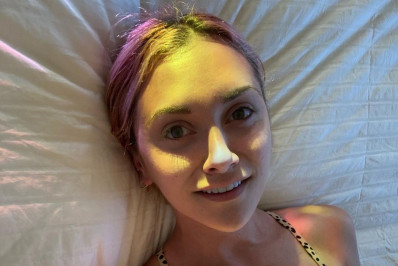 Alyson Stoner, ex-estrela mirim, revela que foi demitida da Disney após se assumir queer