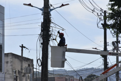 Prefeitura de Maricá dá início ao projeto Limpa Postes