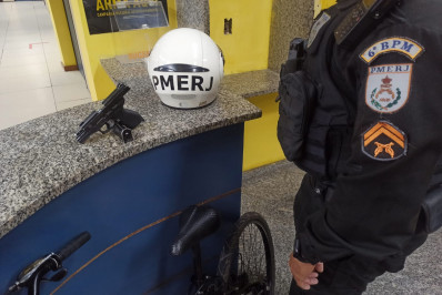 Homem com réplica de pistola é preso no Maracanã