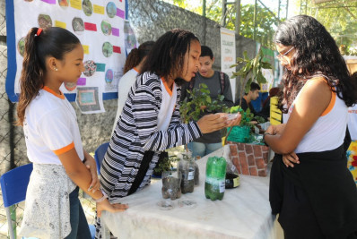 Escola Municipal João Brazil organiza Feira de Ciências