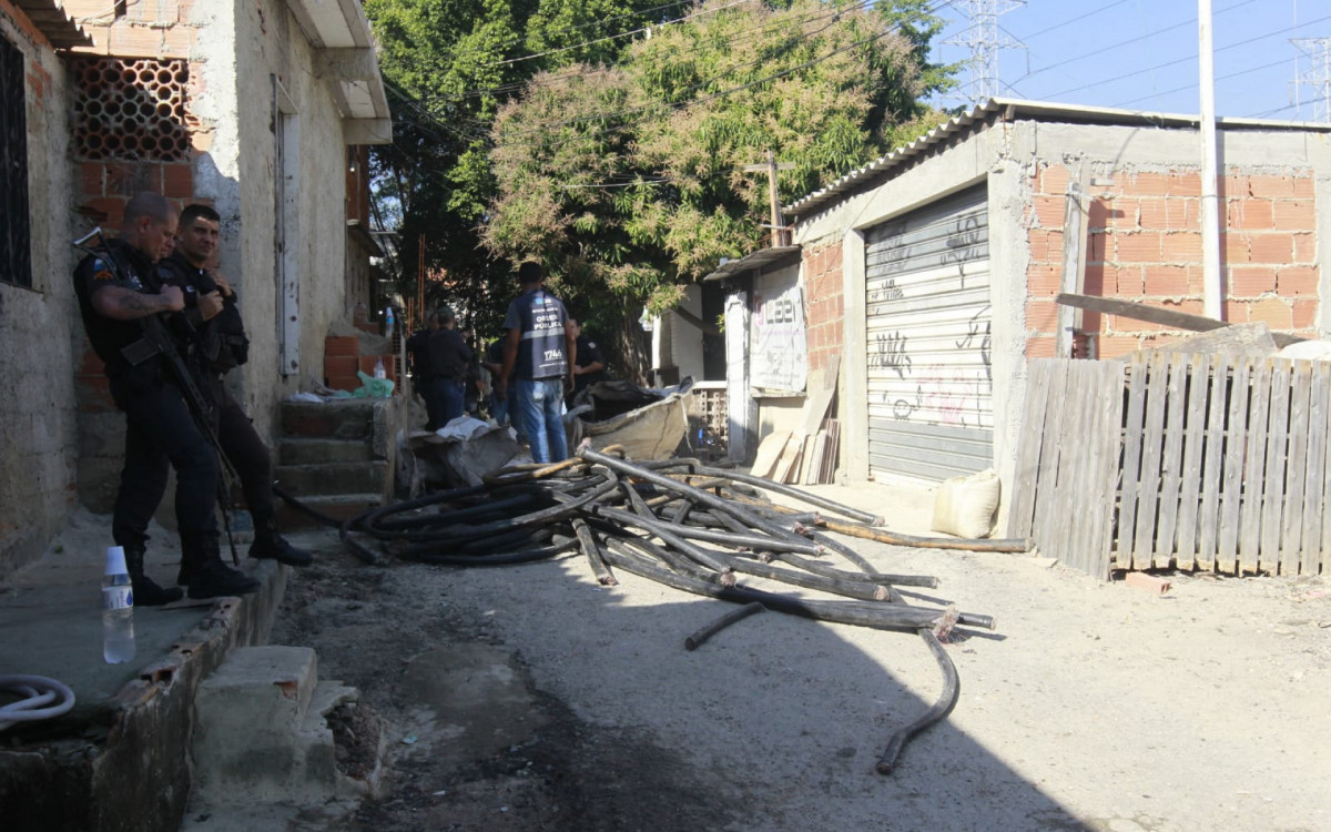 Material foi apreendido em Manguinhos, na Zona Norte do Rio