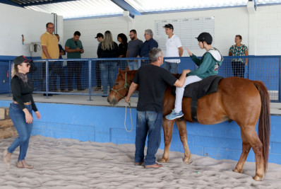 Equoterapia em Macaé é referência nacional, alcançando reconhecimento como centro de excelência