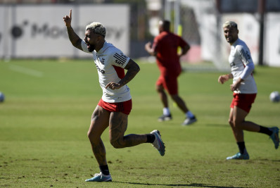 Flamengo e Gabigol negociam renovação e atacante pode assinar contrato até 2029