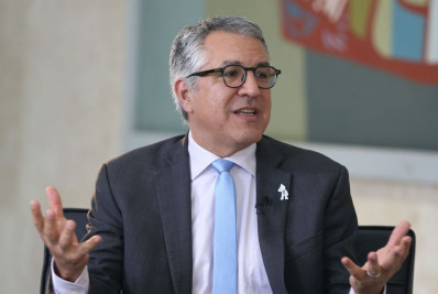 Centrão exige mais ministérios por voto alinhado ao governo Lula após reforma tributária