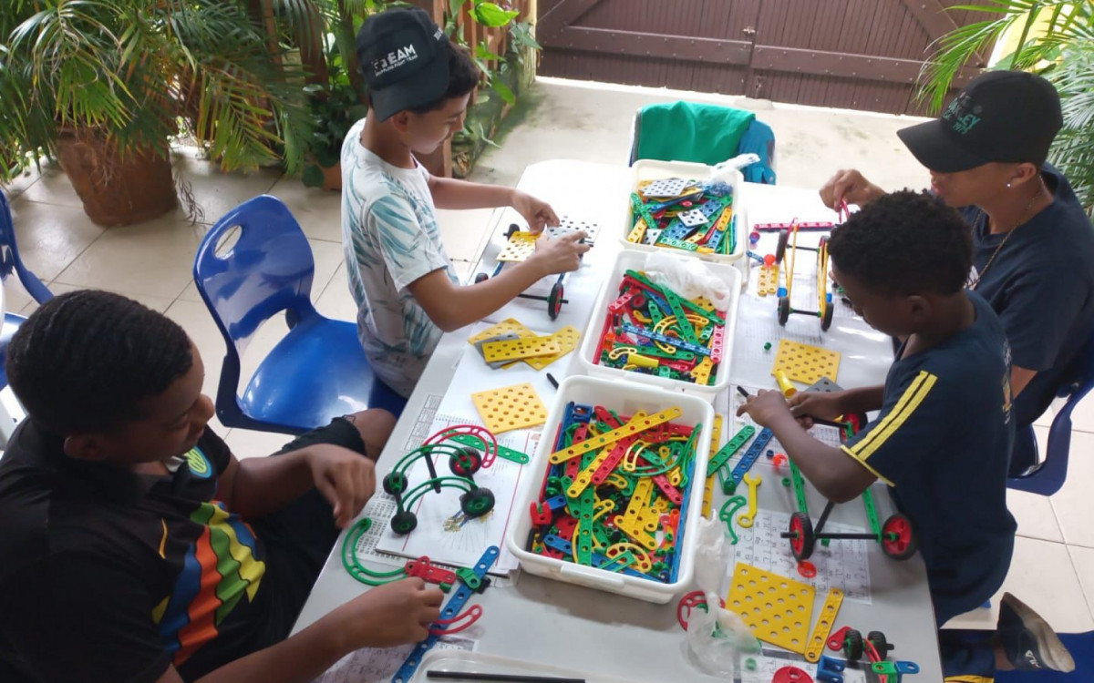 Casa Refor&ccedil;o Escolar