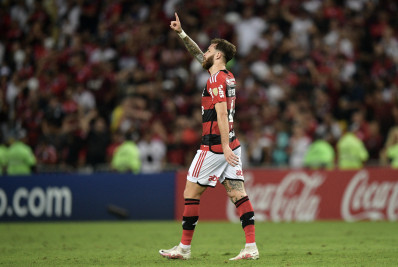 Léo Pereira sente dores e precisa ser substituído no primeiro tempo de Flamengo x Fortaleza