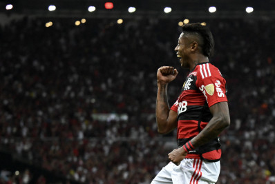 Bruno Henrique supera obstáculos e vive noite mágica no Flamengo: ‘Muito esforço e dedicação’
