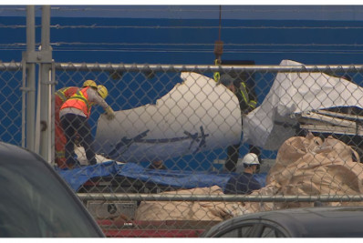 Destroços do submarino Titan são encontrados e levados até porto no Canadá