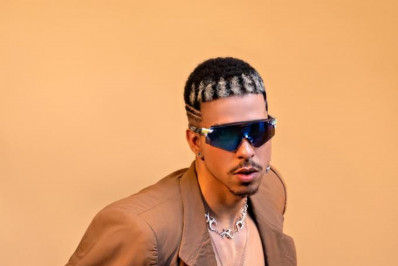 Thiago Pantaleão se despede do Mês do Orgulho LGBTQIAP+ em grande estilo