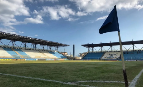 Jogo no Moarcyzão é interrompido por tiroteio ao redor do estádio, Macaé