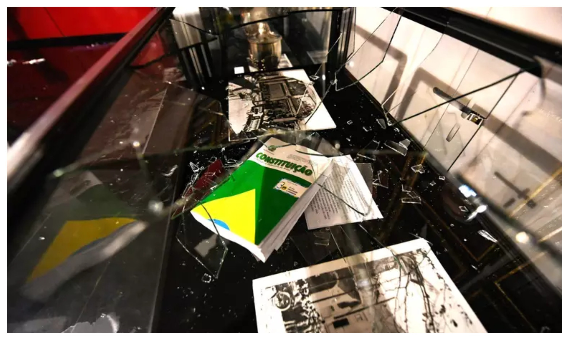 Diversos objetos em exposição foram destruídos durante atos violentos em Brasília - Jefferson Rudy/Agência Senado/Mobile Time