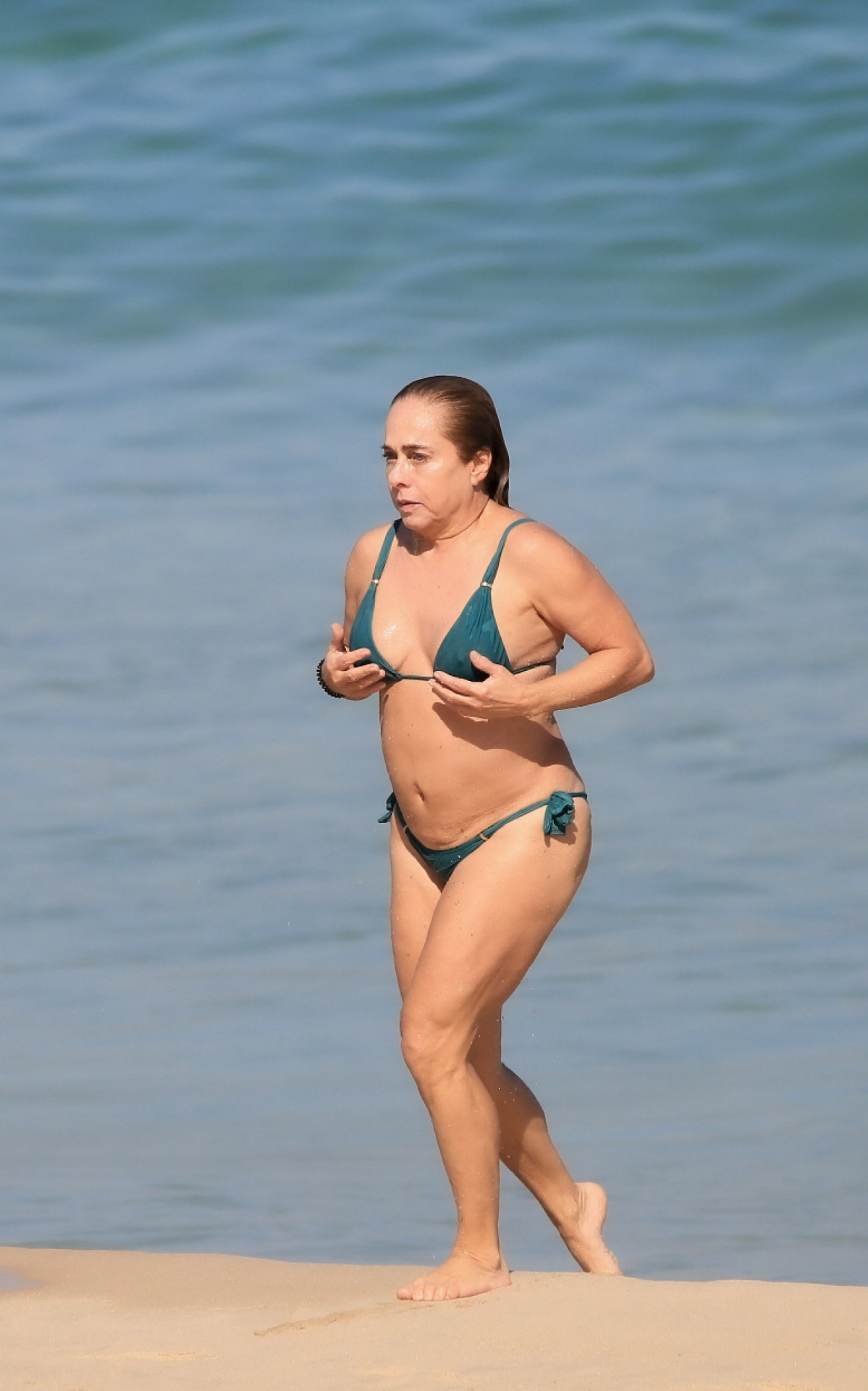 Cissa Guimarães na Praia de Ipanema, nesta quarta-feira