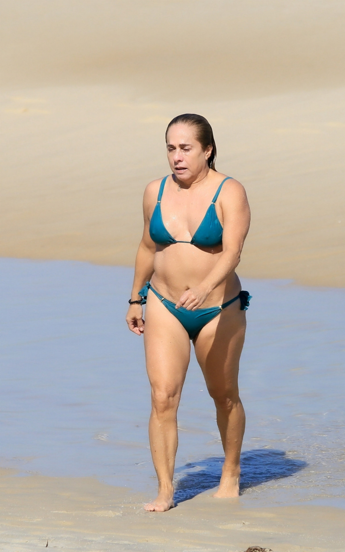 Cissa Guimarães na Praia de Ipanema, nesta quarta-feira