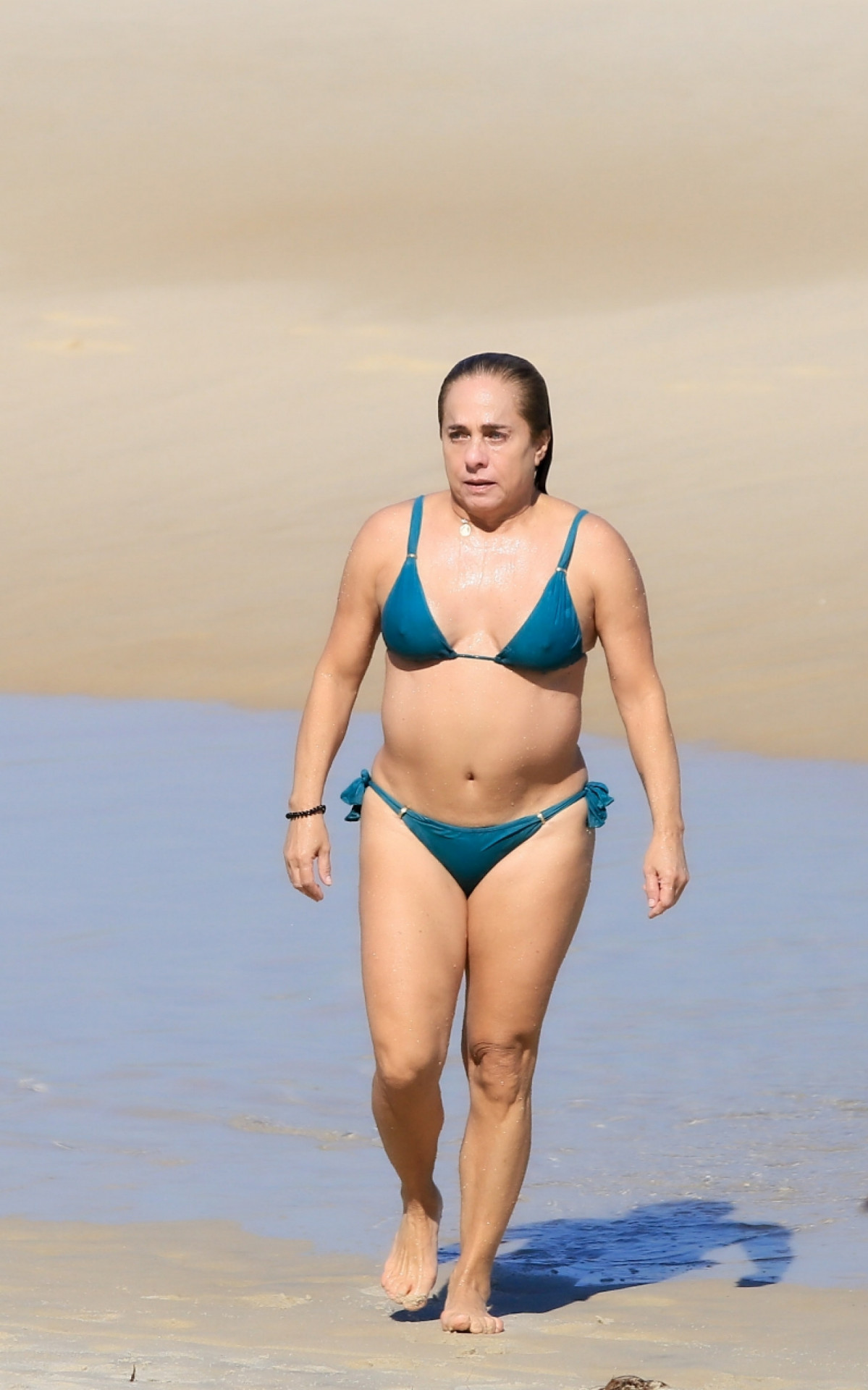 Cissa Guimarães na Praia de Ipanema, nesta quarta-feira