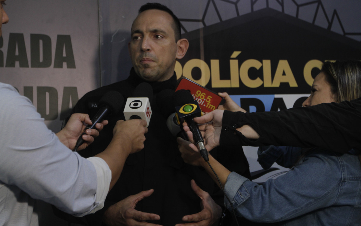 Coletiva na Cidade da Pol&iacute;cia, sobre a morte do miliciano Playboy de Curicia. Na foto: Fabr&iacute;cio Oliveira Delegado da CORE. Nesta Quinta-Feira (29). - Marcos Porto/Ag&ecirc;ncia O Dia