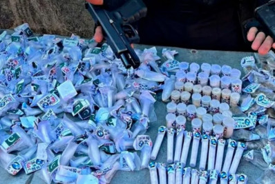 PM apreende drogas e uma pistola em Tomazinho