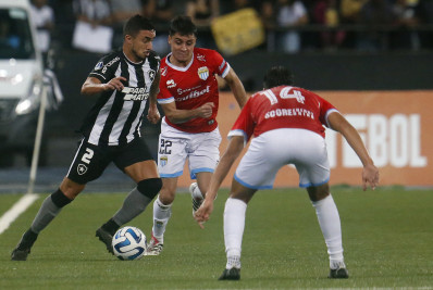 Rafael crava aposentadoria no fim do ano e avalia lesões no Botafogo: 'Muito difícil'