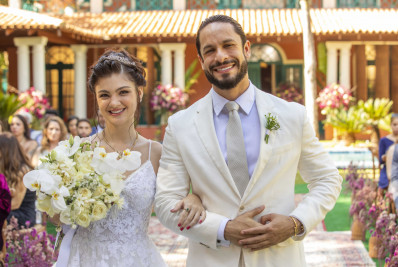 Casamento de Petra e Luigi em 'Terra e Paixão' registra recorde de audiência