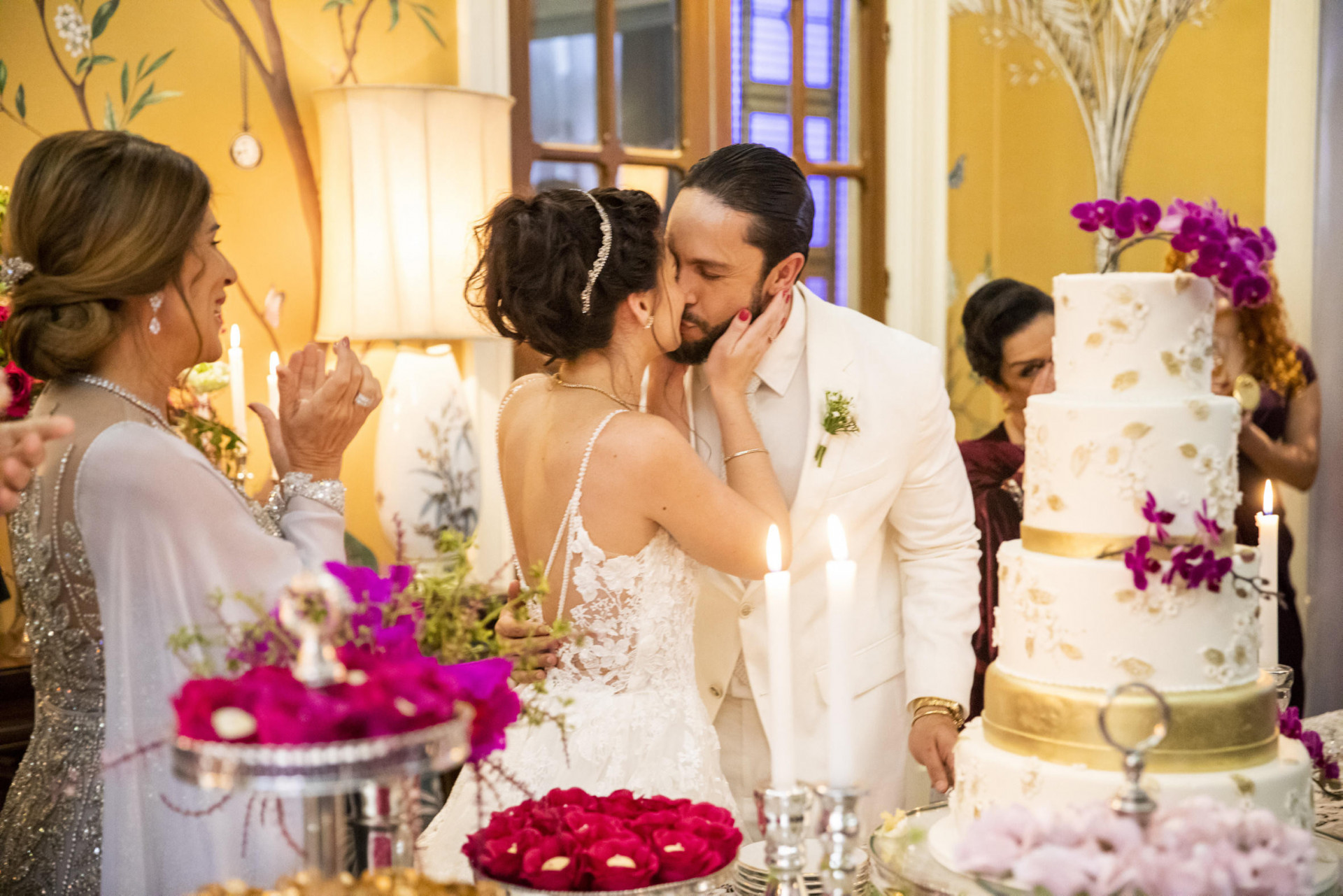 Petra (Debora Ozório) e Luigi (Rainer Cadete) - Globo/João Miguel Júnior