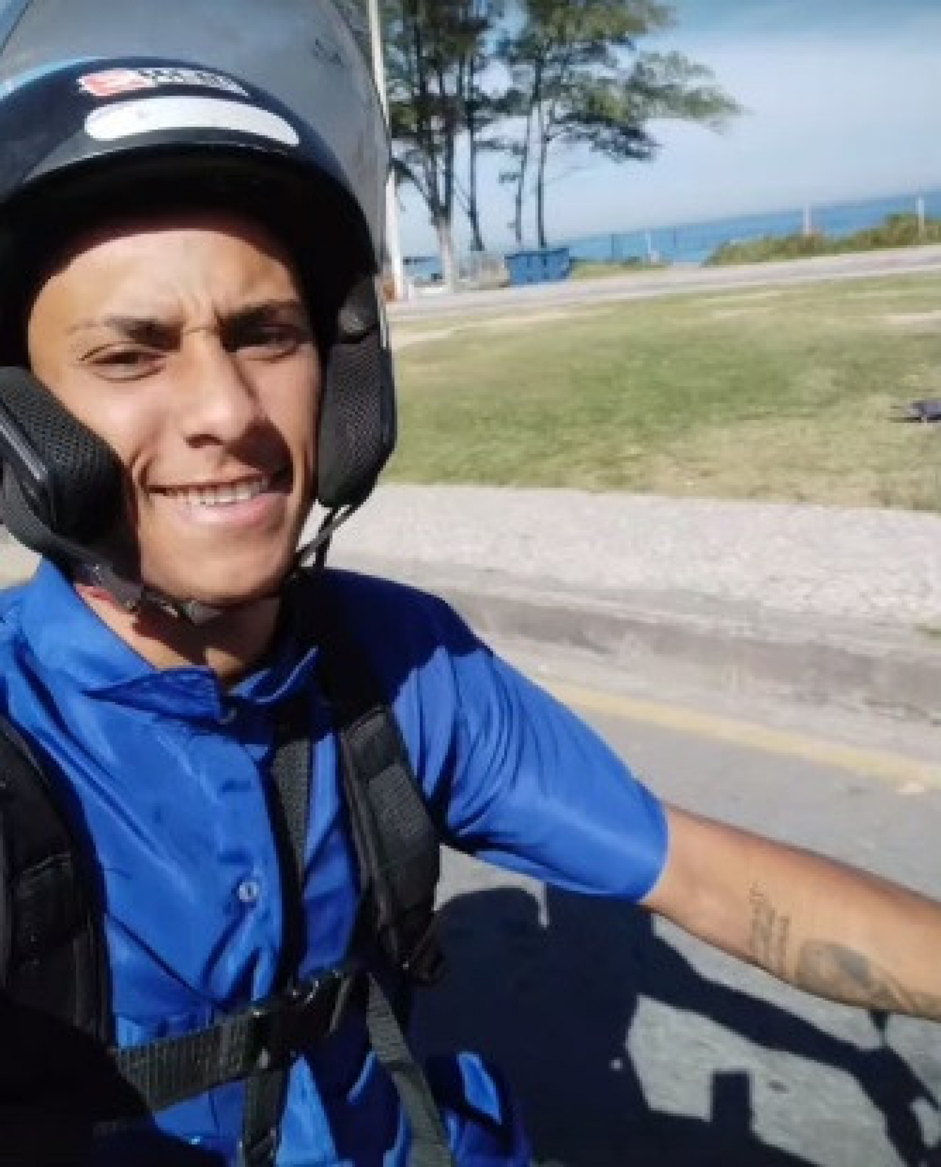 Em sua &uacute;ltima atualiza&ccedil;&atilde;o nas redes sociais, Lucas de Oliveira Mattos, 22, aparece pilotando uma motocicleta