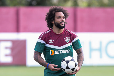 Marcelo deverá desfalcar o Fluminense por pelo menos três semanas