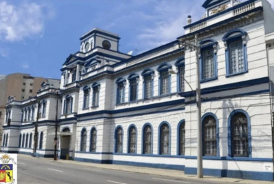 Foragido é preso na Praça da Bandeira durante gravação de programa de televisão