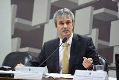 'Momento histórico', diz advogado do PDT que propôs e conseguiu tornar Bolsonaro inelegível