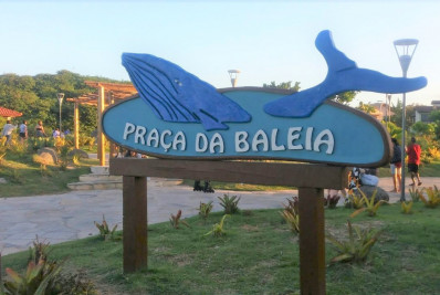 Praça da Baleia recebe espetáculo de palhaçaria para toda a família desfrutar