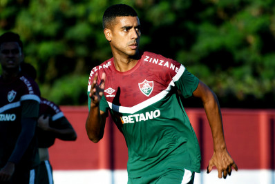 Clube da China desiste de negociação por Alan, mas atacante do Fluminense deseja voltar à Ásia
