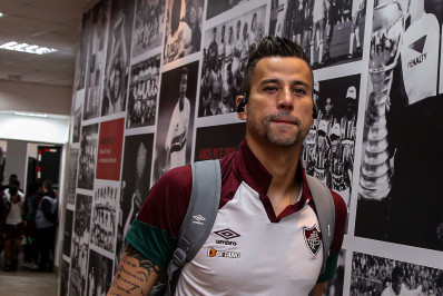 Fábio lamenta derrota do Fluminense e diz: 'Temos que colocar cada vez mais em prática o que a gente trabalha'