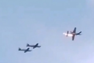 Vídeo: aviões colidem e uma pessoa morre na Colômbia