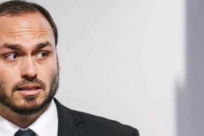 Em ano de eleição, Carlos Bolsonaro vai deixar Republicanos para presidir PL no Rio 