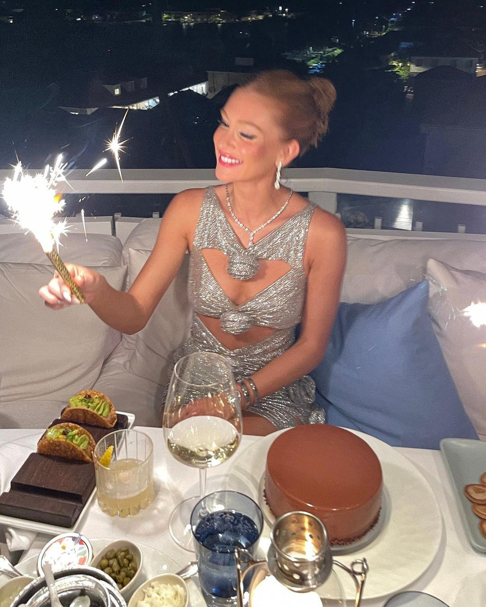 Marina Ruy Barbosa comemora aniversário com jantar de luxo - Reprodução/Instagram