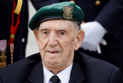 Morre aos 100 anos o último soldado francês do desembarque na Normandia