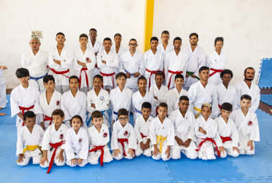 Copa de karatê incentiva o esporte e reúne centenas de atletas em Araruama