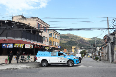 Operação mira barricadas e tráfico no Morro do 18