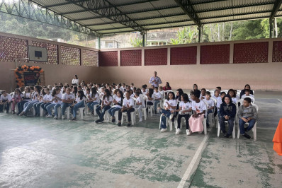Aunos da rede municipal de ensino de São José se formam no Proerd 