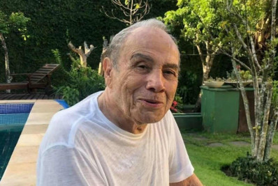 Ator Stênio Garcia é internado