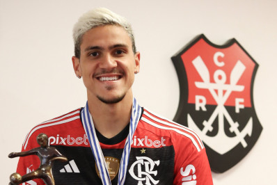 Flamengo define plano para avançar com ideia de construção de estádio próprio