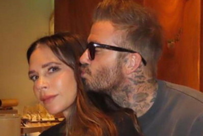 David e Victoria Beckham celebram 24 anos de casados com clique antigo