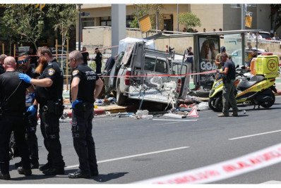 Israel: pelo menos oito pessoas ficam feridas em ataque com carro 