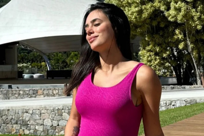 Bruna Biancardi exibe barriga de gravidez em look rosa: 