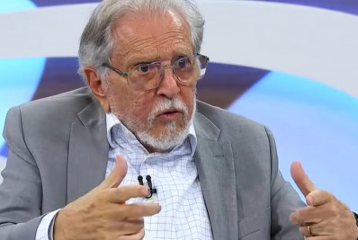 Carlos Aberto de Nóbrega comenta afastamento de Silvio Santos da TV e alfineta o presidente Lula