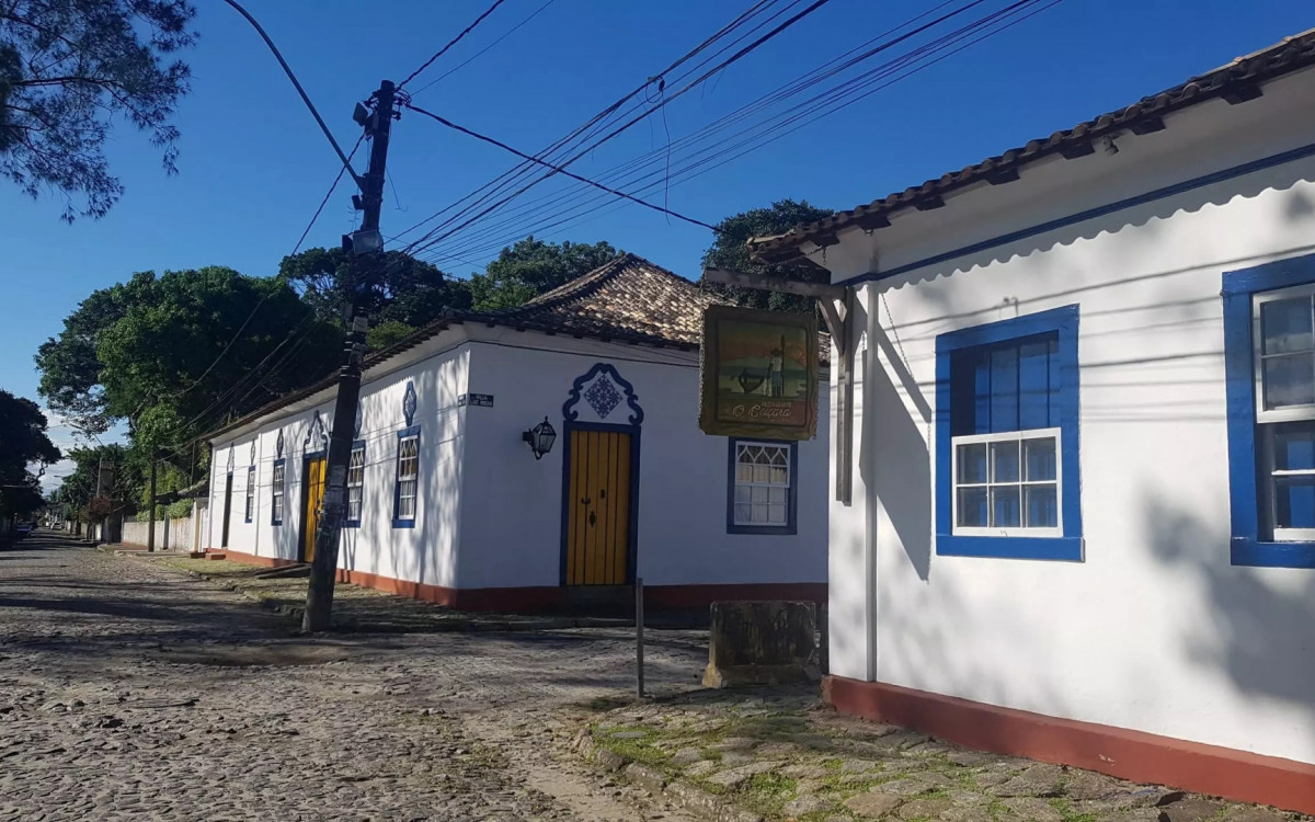 Mart'nália vai se apresenta na beira do rio em Barra de São João