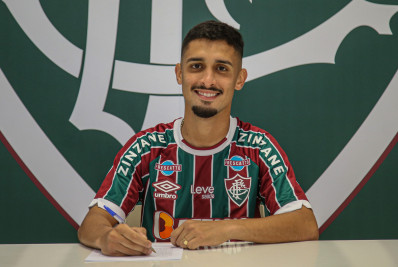 Fluminense oficializa o retorno do meio-campista Danielzinho