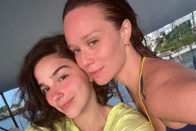 Mariana Ximenes se pronuncia sobre boatos de namoro com atriz: 'Sinto em decepcionar'