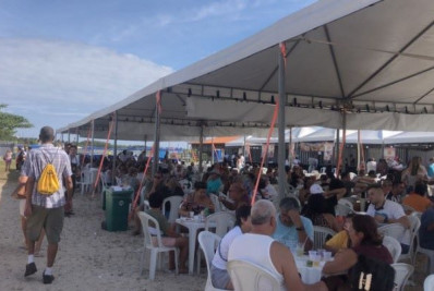 Festival do Camarão, em Cabo Frio, é adiado e revolta comerciantes
