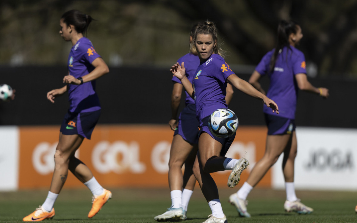 Primeiro treino com bola da Seleção em Gold Coast