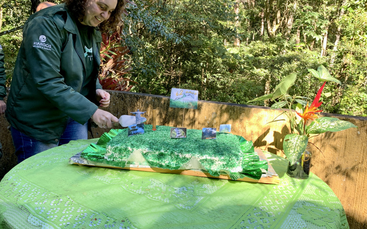 Anivers&aacute;rio do Parque foi comemorado com bolo